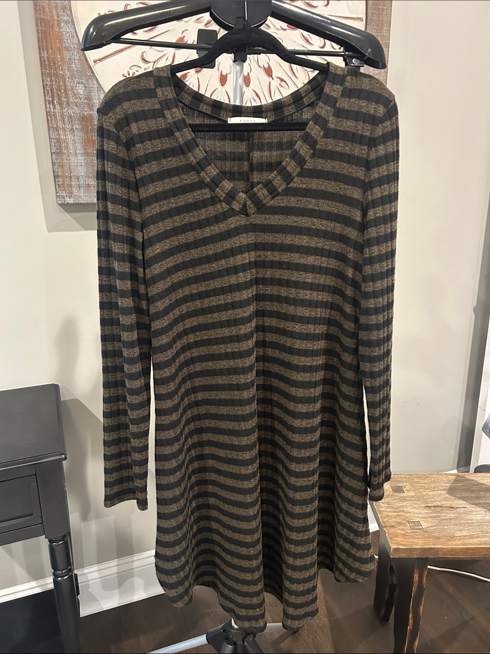 entro Olive and Black Striped V-Neck Swing Dress Size Large